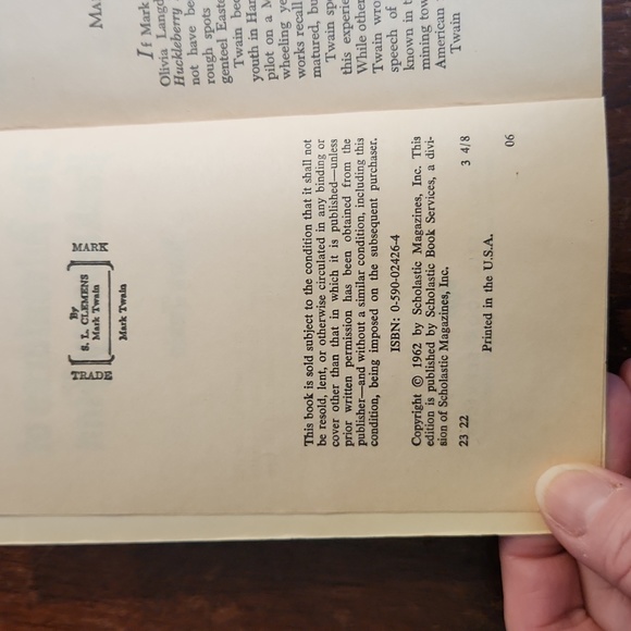 Vintage The Adventures of Huckleberry Finn Book - Picture 4 of 7